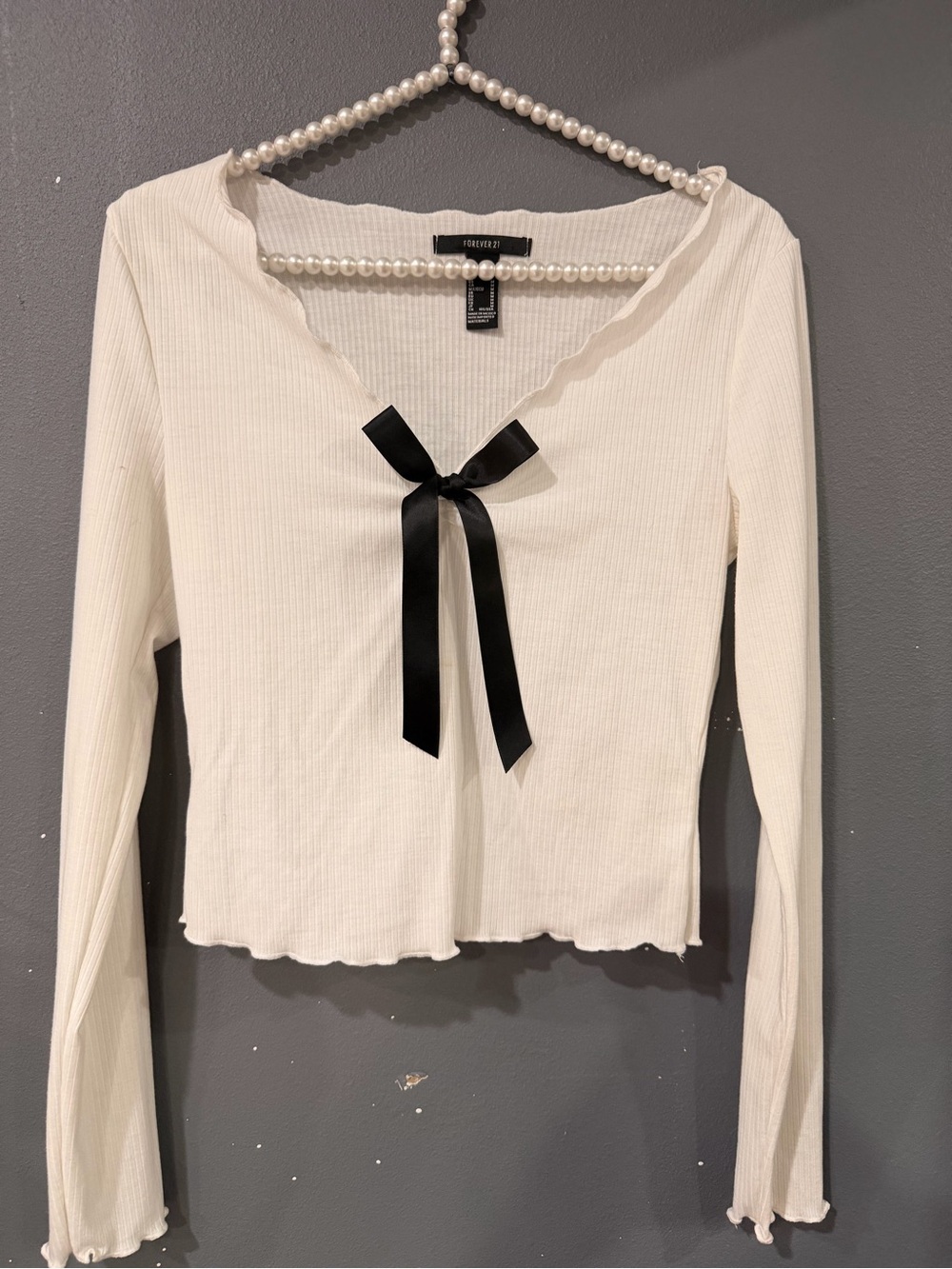 Forever 21 white Ribbed Long-Sleeve Top with Black Ribbon Bow